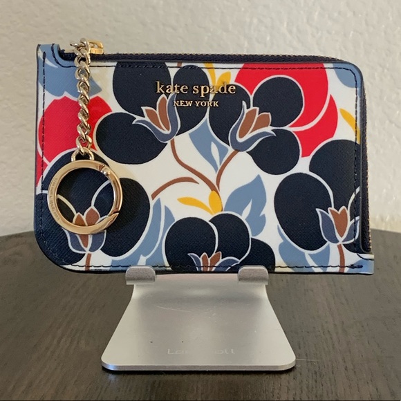 kate spade Handbags - Donated - Kate Spade card holder